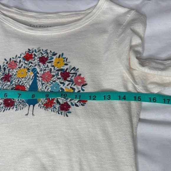 🤍 Talbots Cream Embroidered Peacock Floral Top Petite Long Sleeve 🤍 - Picture 10 of 14